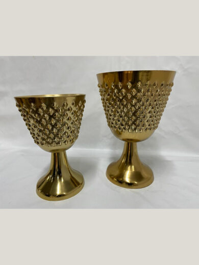 "Elegant Cups Set"