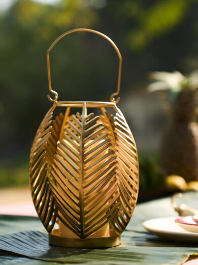 Golden Lanterns with Leaf Design