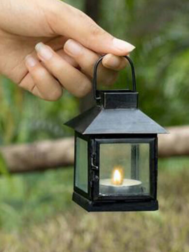 Metal Hanging Lanterns