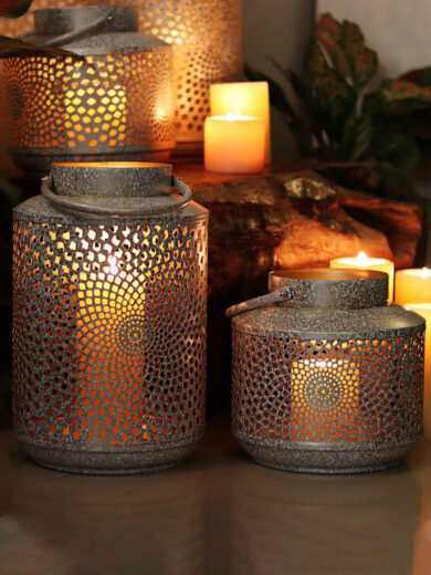 Metal Hanging Lanterns
