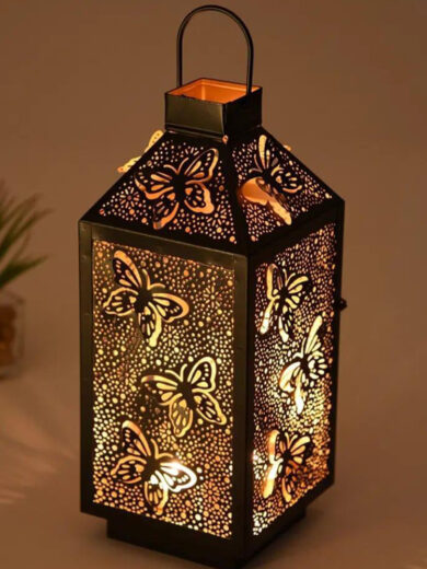 Glittering lanterns